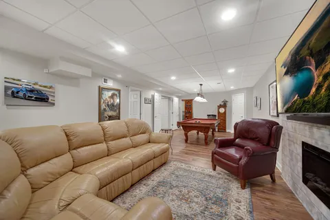 $759,000 | 203 North 4th Avenue, St. Charles, IL 60174