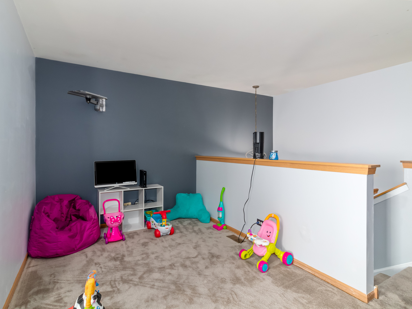 2262 Georgetown Circle Aurora, IL 60503 - Photo 22 of 25 a view of play room with toys