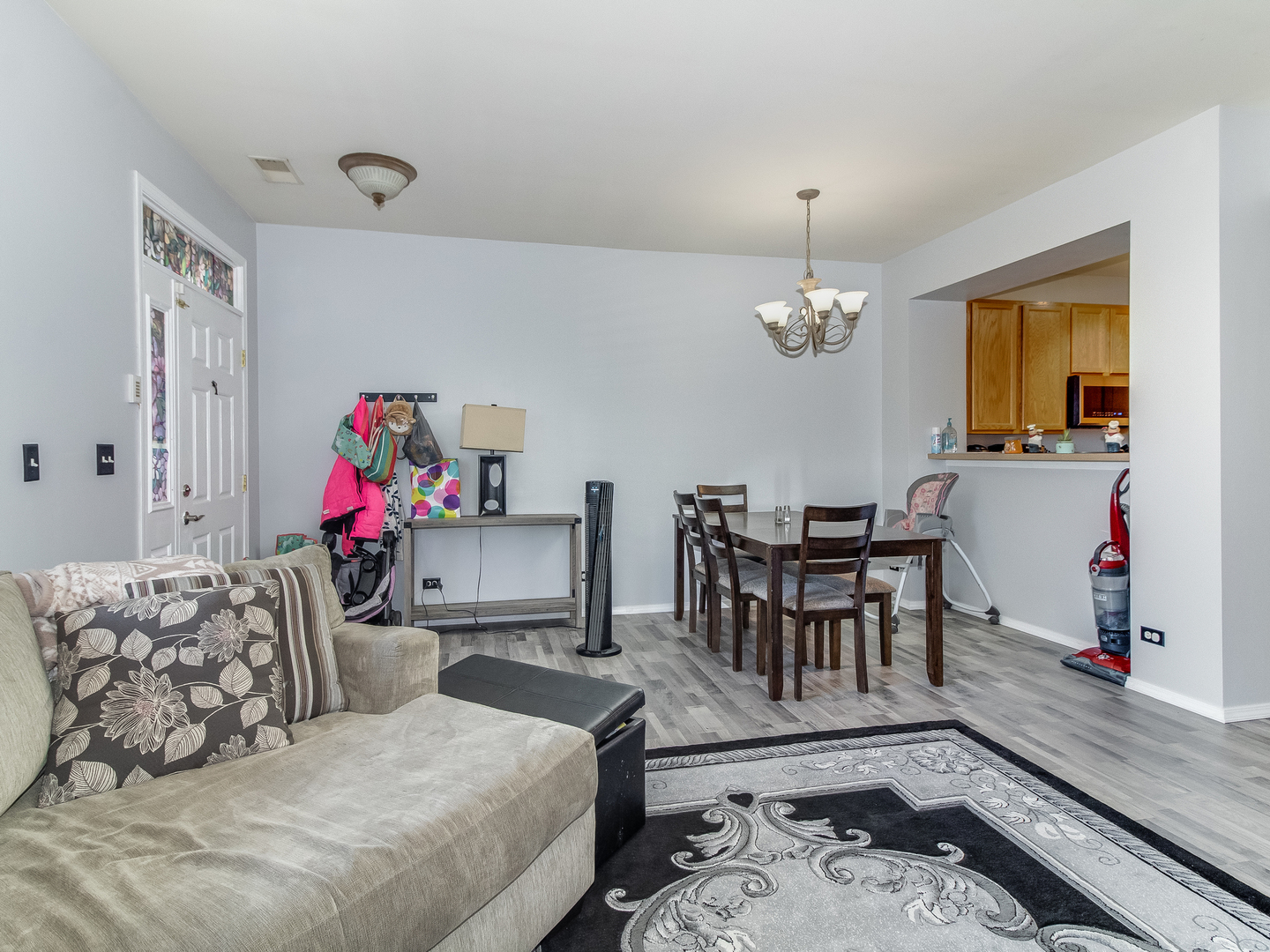 2262 Georgetown Circle Aurora, IL 60503 - Photo 5 of 25 a bedroom with furniture and a baby crib