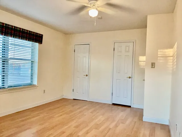 $1,695 | 418 Sunset Drive, Georgetown, TX 78628