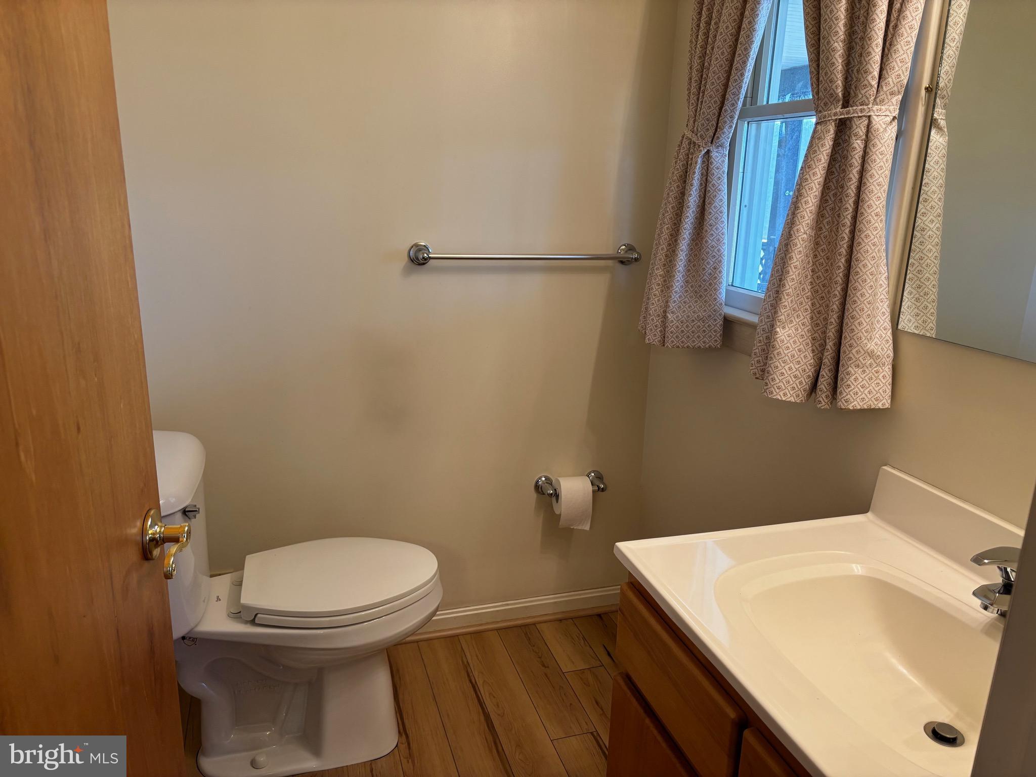 13238 Stonehouse Mountain Road Culpeper, VA 22701 - Photo 11 of 33 Half Bath off kitchen