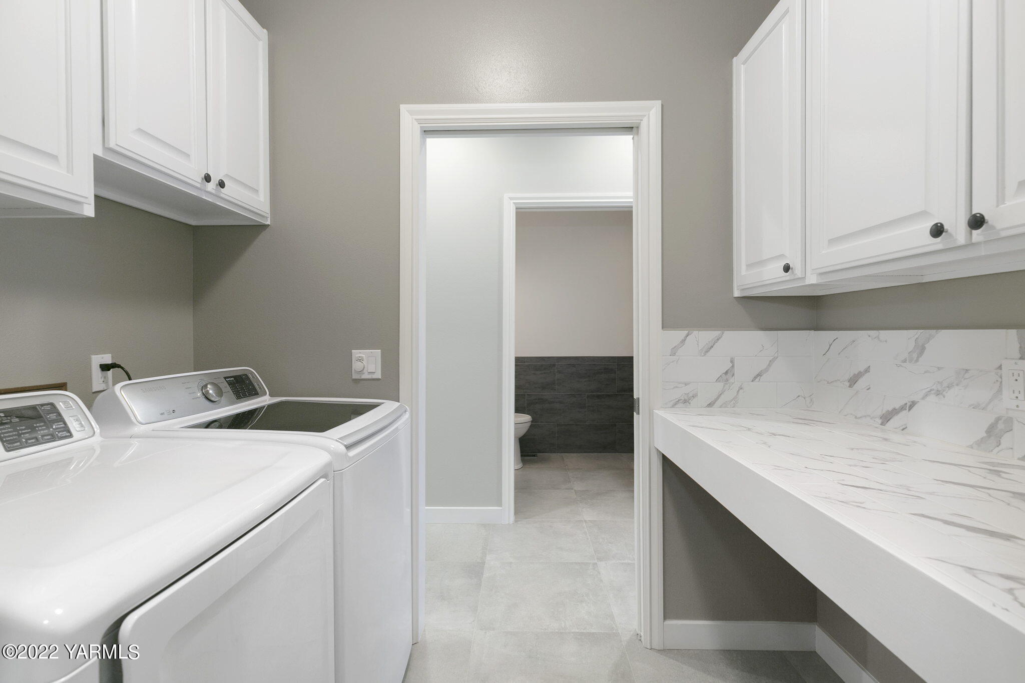 9150 Occidental Road, Unit 5 Yakima, WA 98903 - Photo 22 of 22 Laundry Room