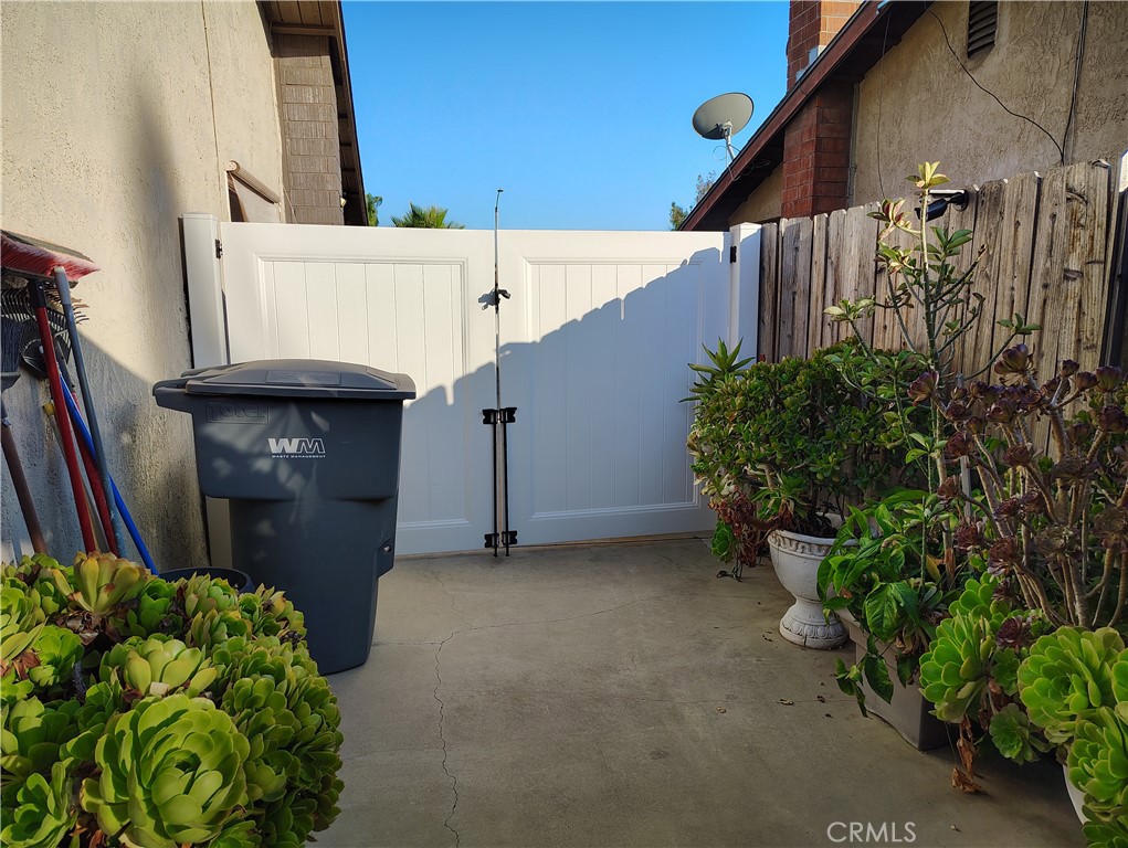 10467 California Avenue Riverside, CA 92505 - Photo 30 of 36