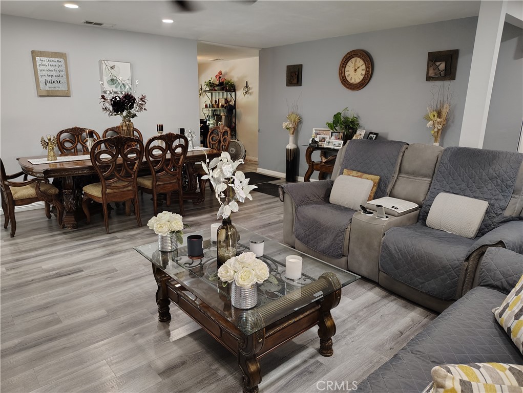 10467 California Avenue Riverside, CA 92505 - Photo 10 of 36