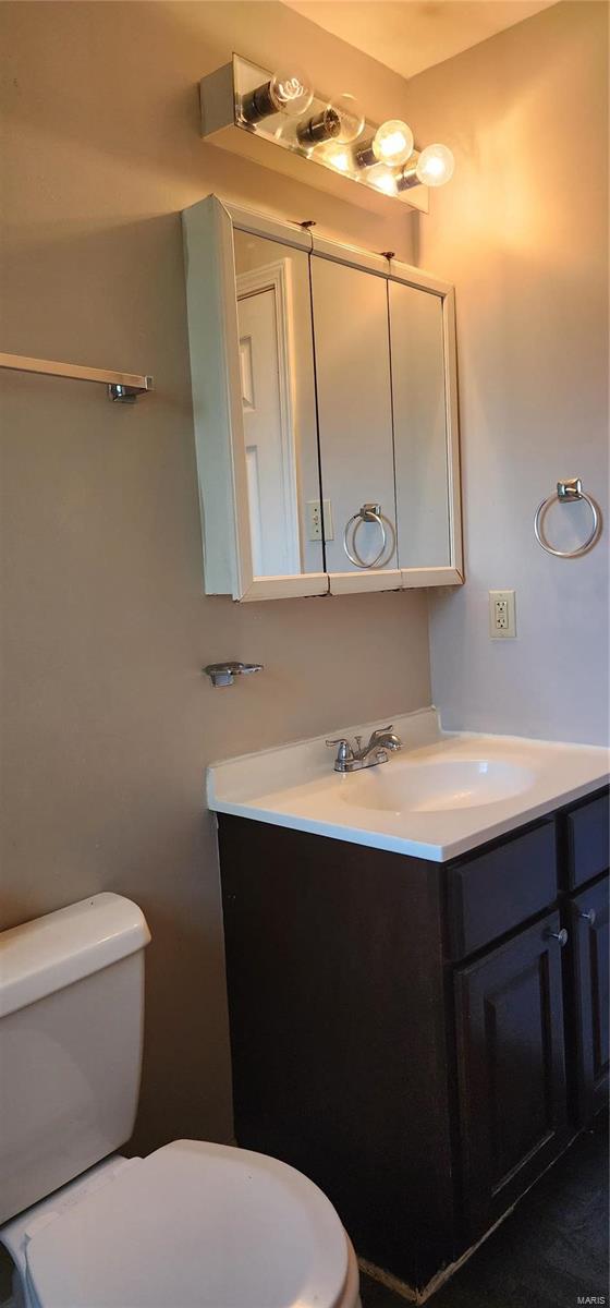 6322 Hancock Avenue Berkeley, MO 63134 - Photo 14 of 25