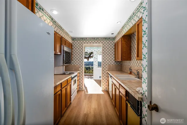 $1,200,000 | 327 Twin Oaks Lane, Friday Harbor, WA 98250