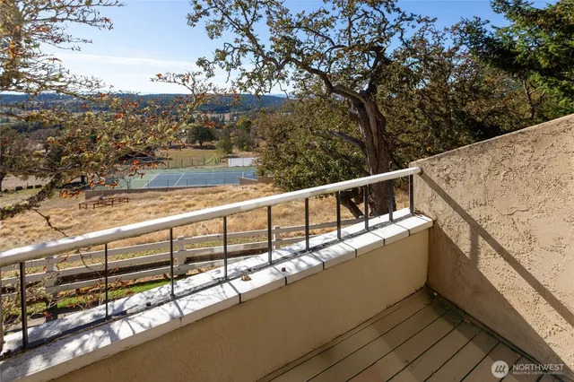 $1,200,000 | 327 Twin Oaks Lane, Friday Harbor, WA 98250