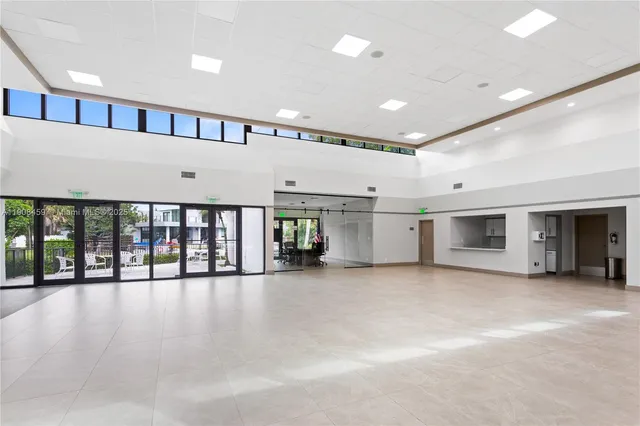 a view of a tennis court