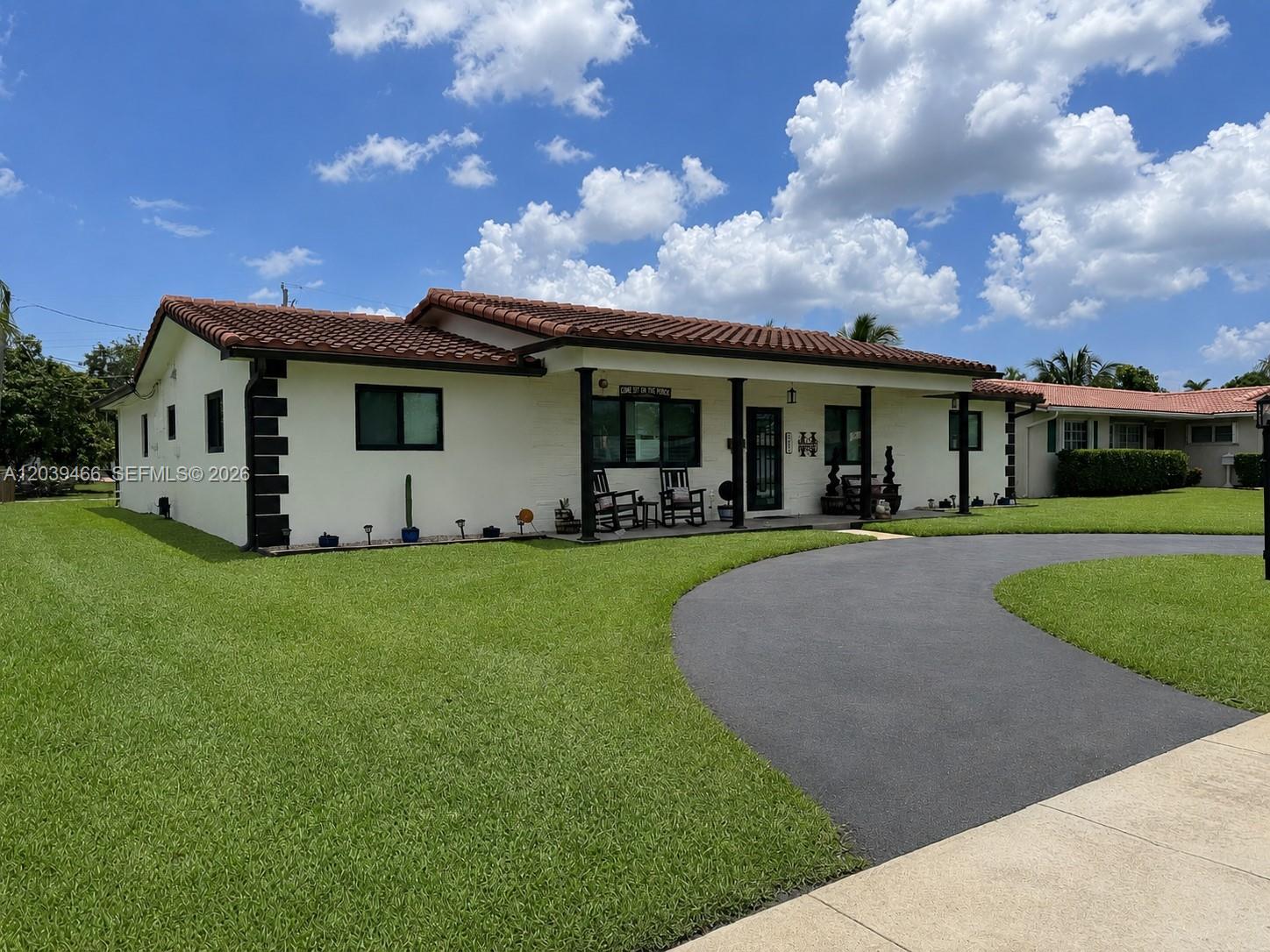 4301 Adams Street Hollywood, FL 33021 - Photo 3 of 64