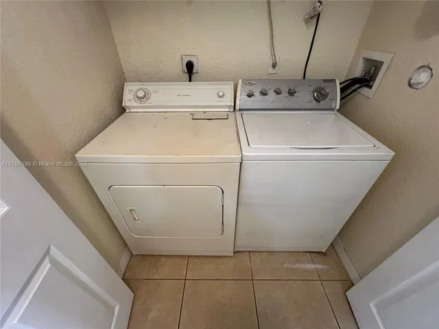 $2,400 | 2279 Anchor Court, Unit 1603, Dania Beach, FL 33312