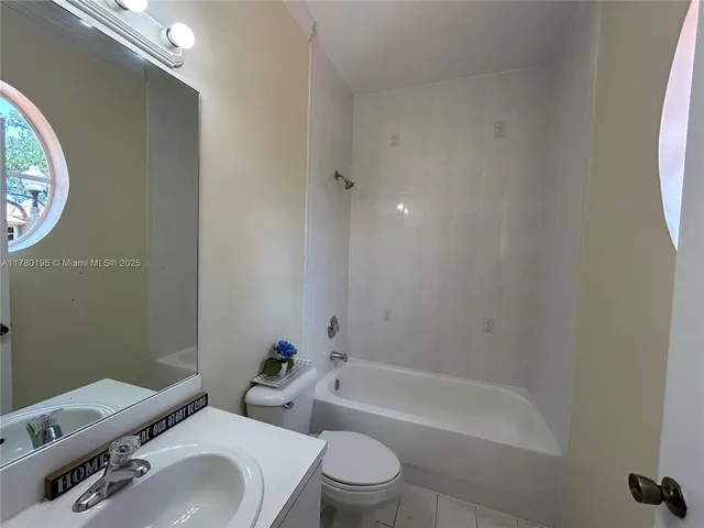 $2,400 | 2279 Anchor Court, Unit 1603, Dania Beach, FL 33312