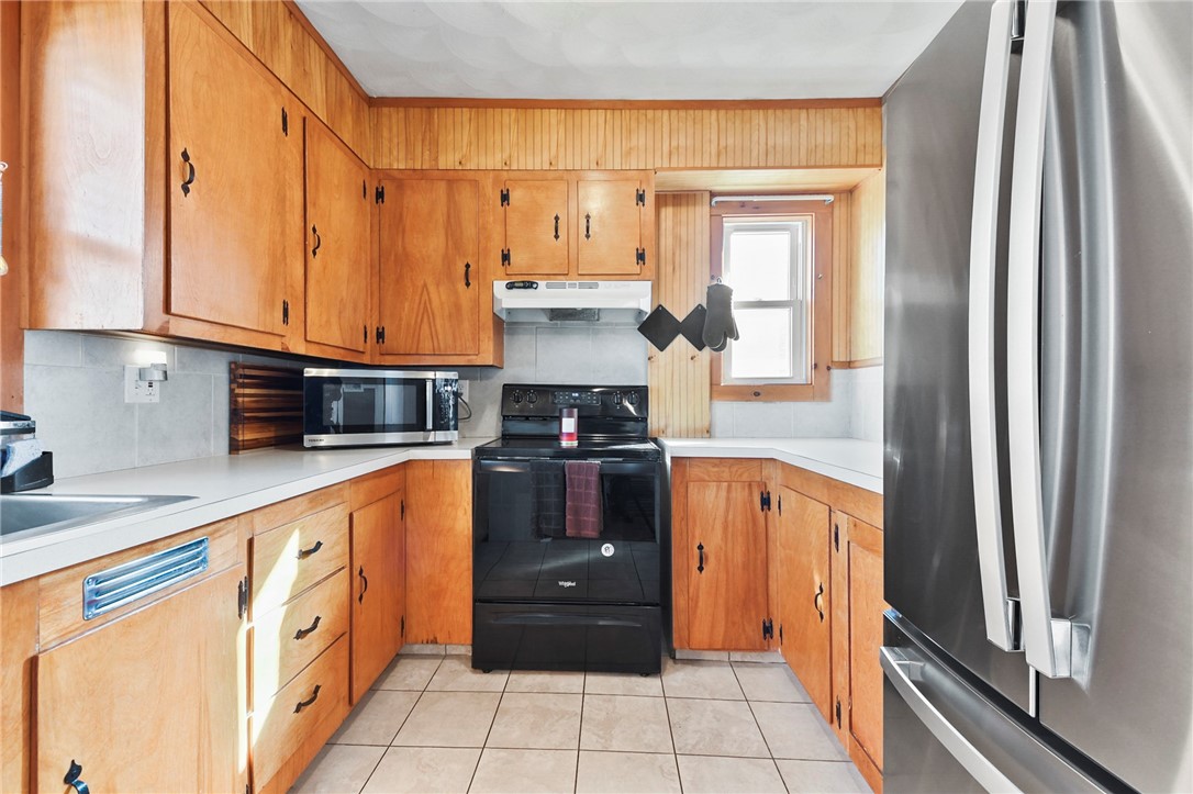 367 Orient Avenue Pawtucket, RI 02861 - Photo 18 of 43