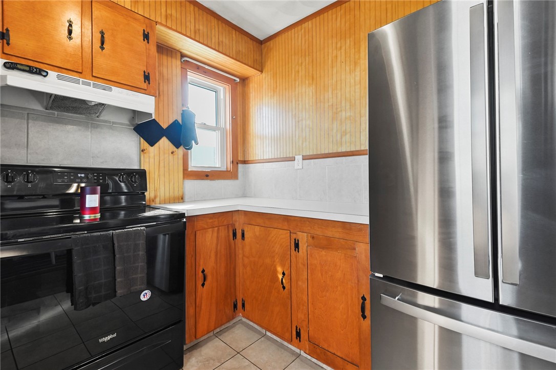 367 Orient Avenue Pawtucket, RI 02861 - Photo 19 of 43