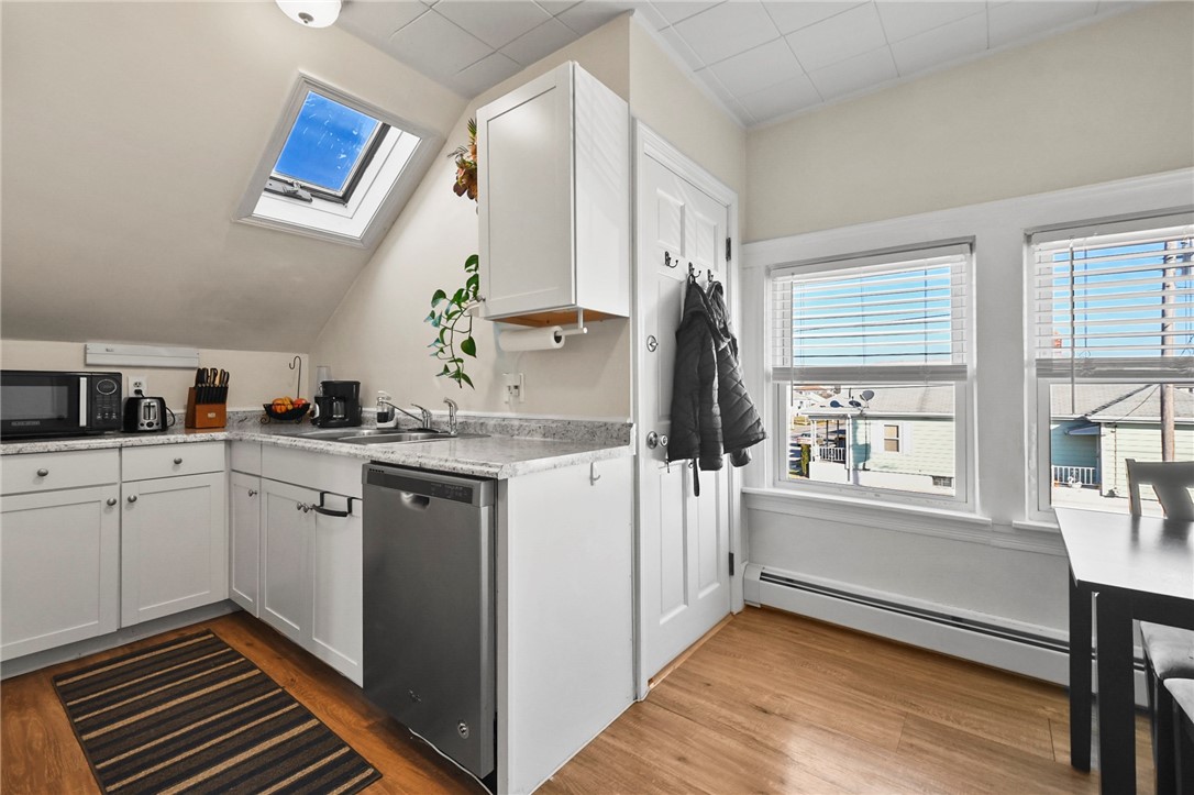 367 Orient Avenue Pawtucket, RI 02861 - Photo 8 of 43