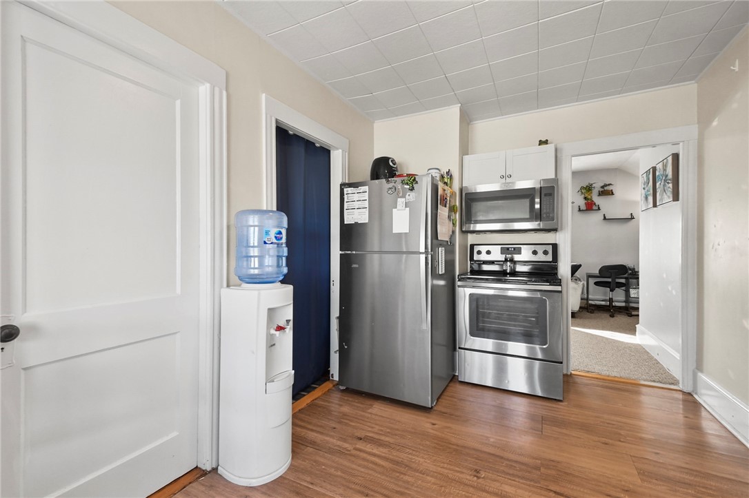367 Orient Avenue Pawtucket, RI 02861 - Photo 9 of 43