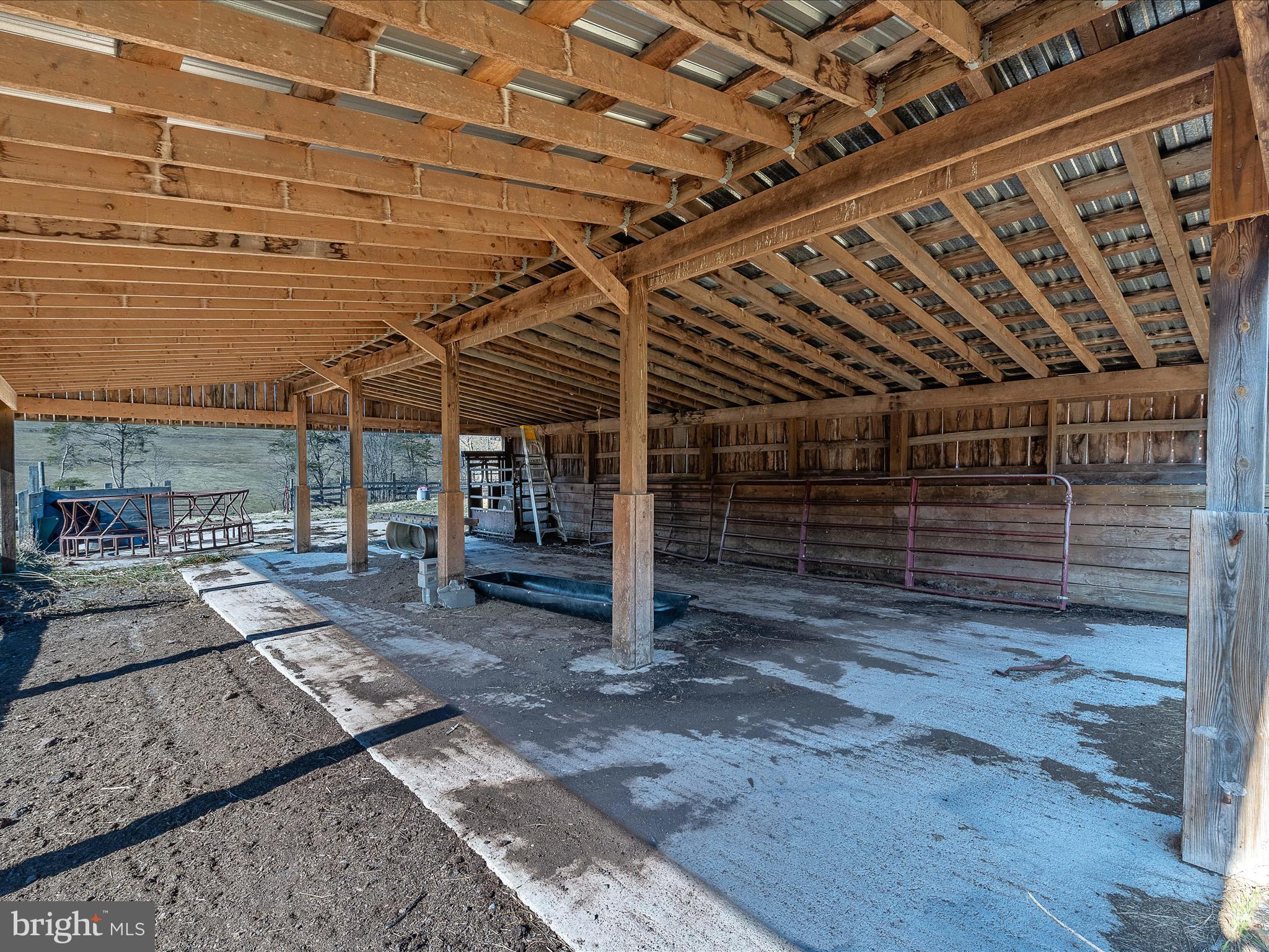 2822 Mauzy Road Berkeley Springs, WV 25411 - Photo 44 of 63 Loafing shed