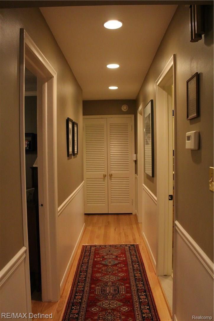 32332 Baintree Road Farmington, MI 48334 - Photo 21 of 35 IMG_1946.JPG
