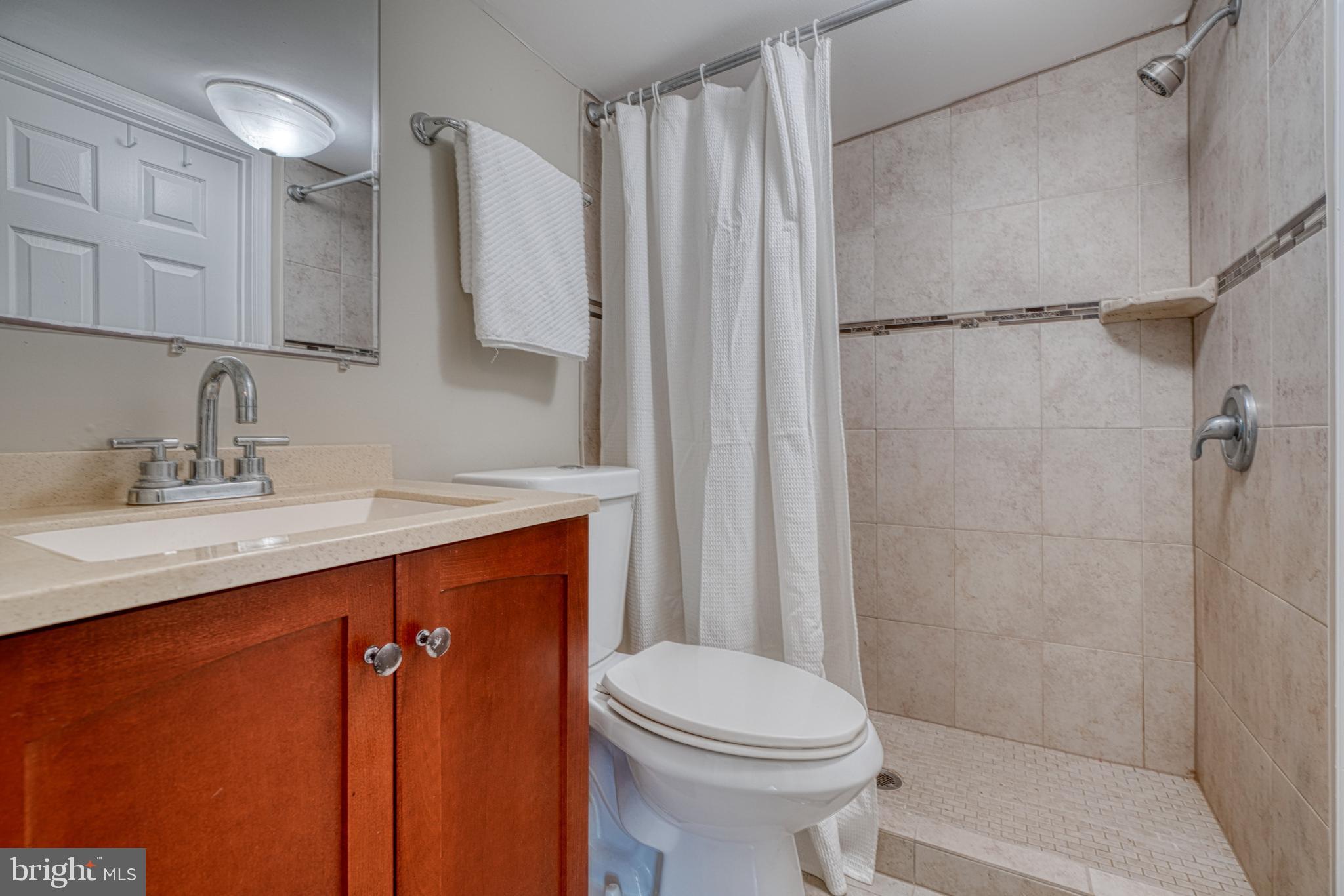 3138 Baybriar Road Dundalk, MD 21222 - Photo 27 of 34 Upper Level Bathroom #2