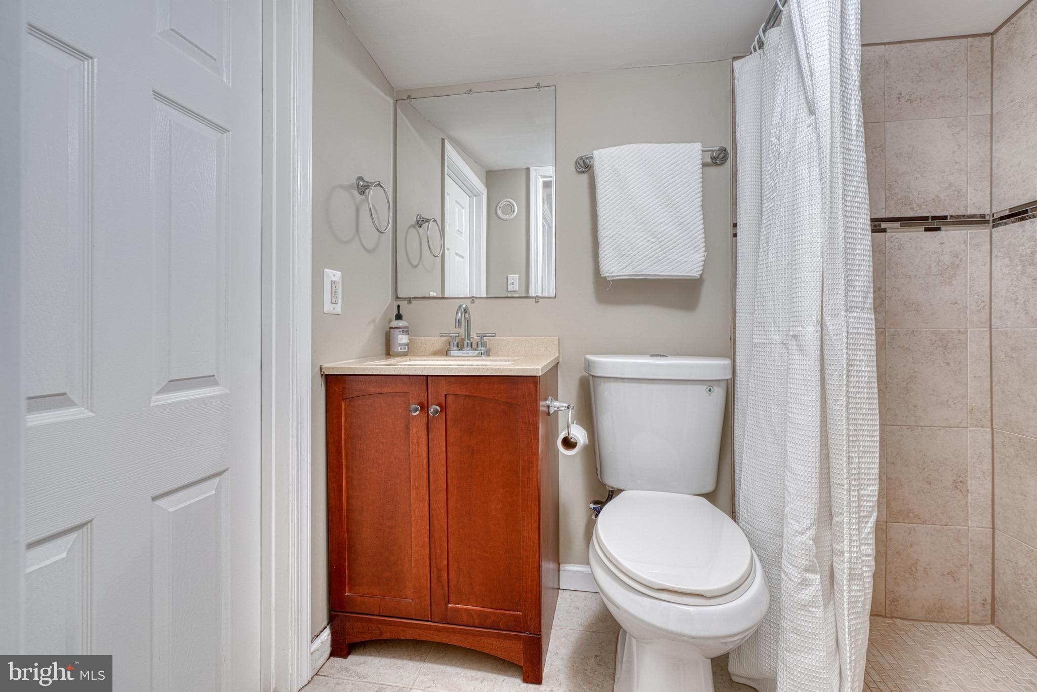 3138 Baybriar Road Dundalk, MD 21222 - Photo 28 of 34 Upper Level Bathroom #2