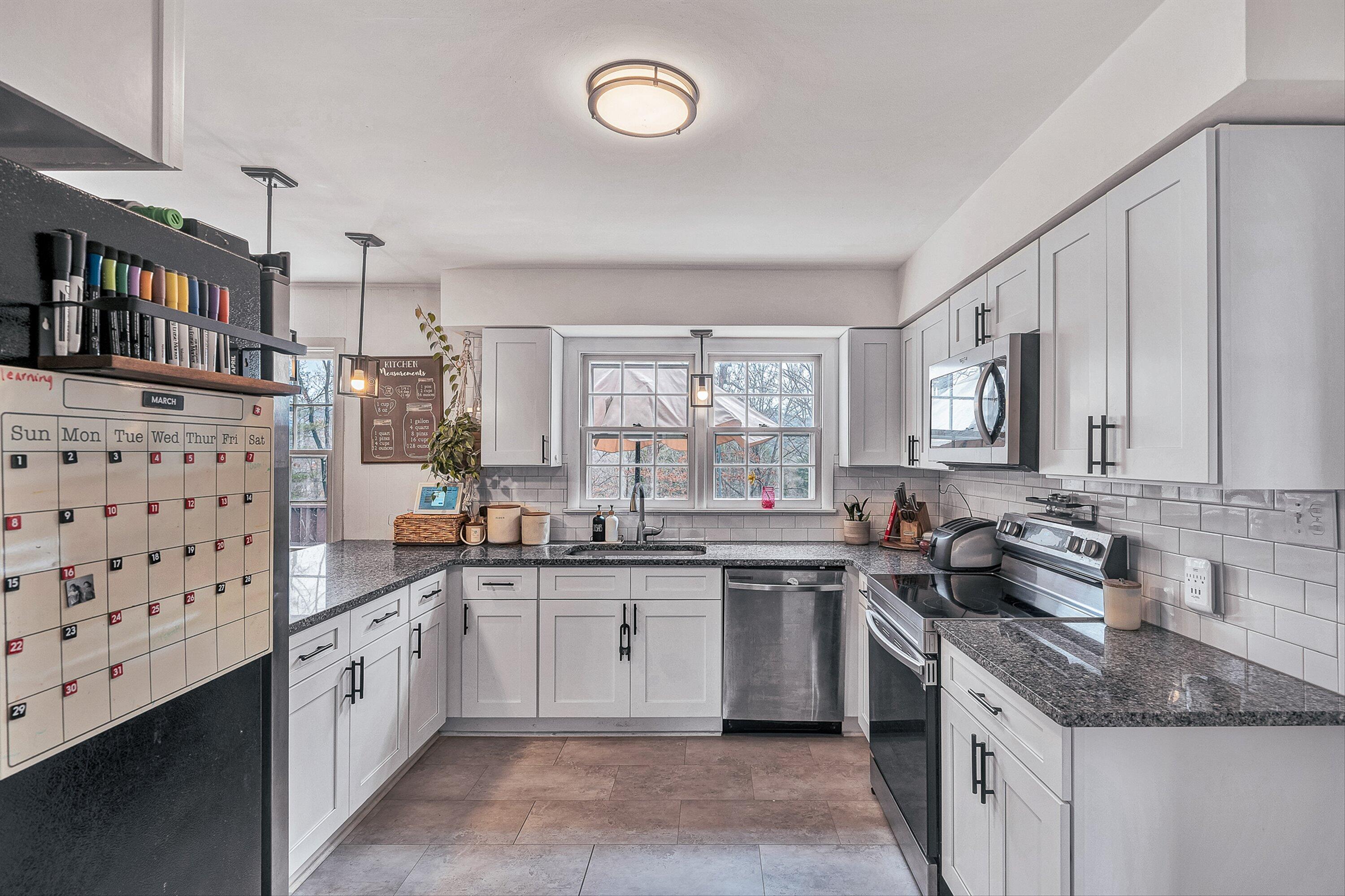 3610 Morning Dove Road Roanoke, VA 24018 - Photo 12 of 51 14-VM-05890