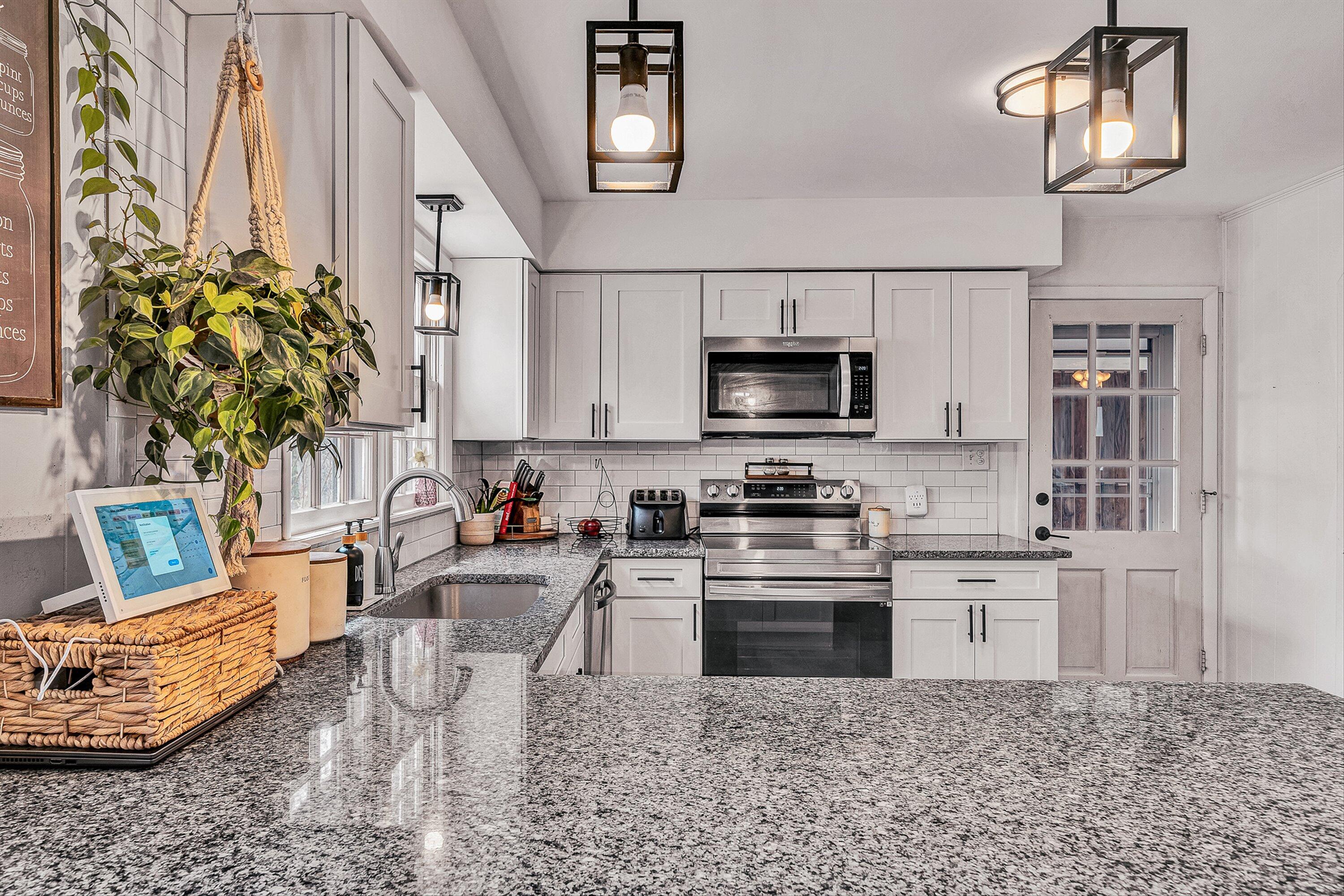 3610 Morning Dove Road Roanoke, VA 24018 - Photo 10 of 51 12-VM-05884