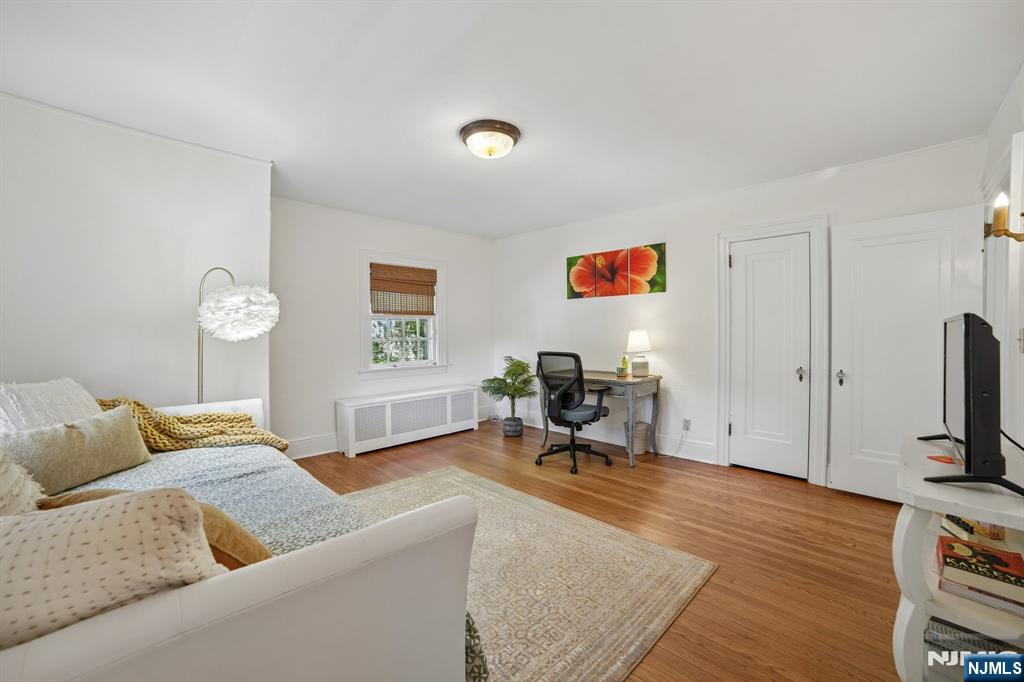 157 Sussex Road Tenafly, NJ 07670 - Photo 33 of 50