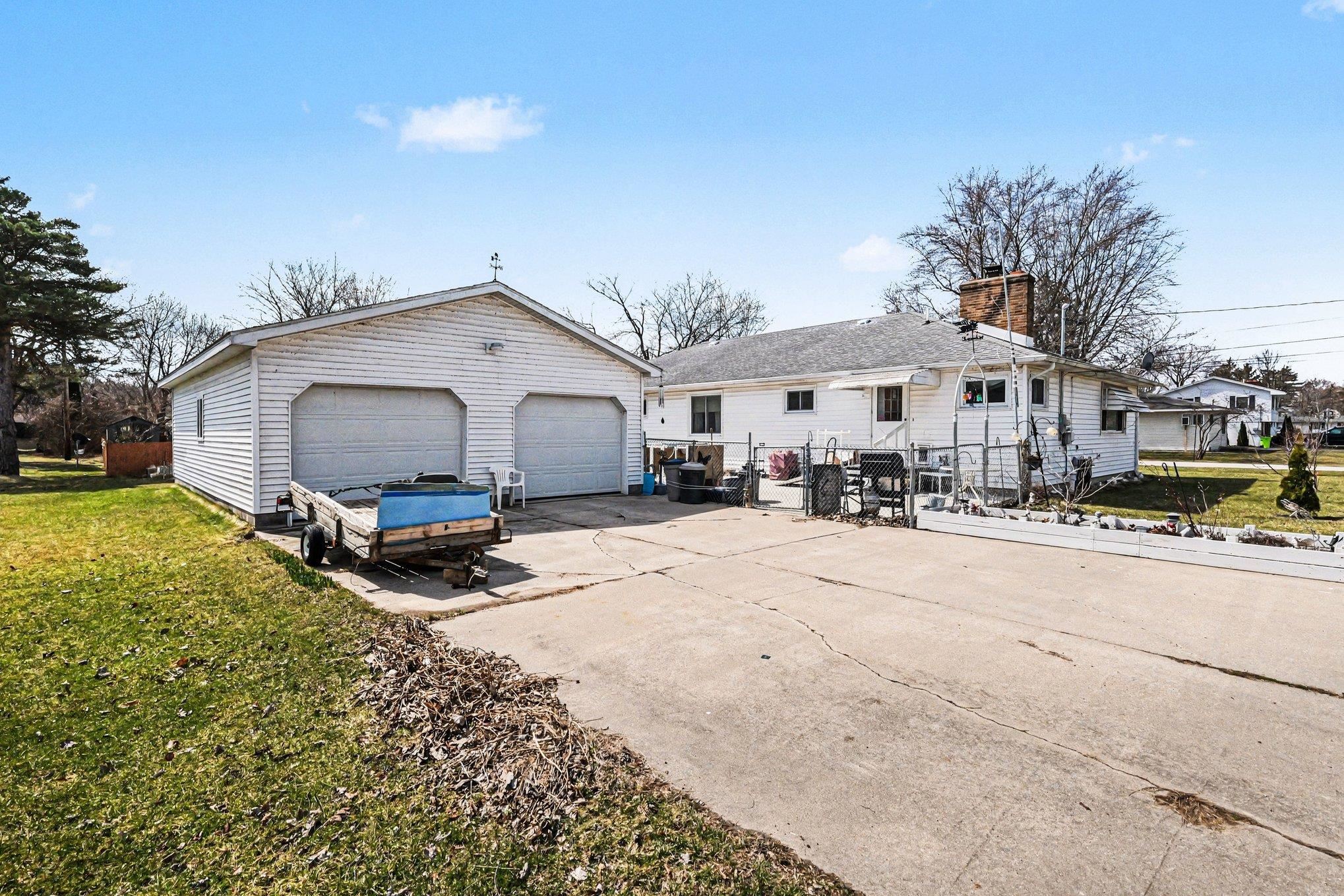 701 Rhodes Street Pinconning, MI 48650 - Photo 14 of 16