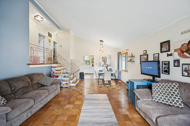 $139,500 | 356 Winnebago Street, Park Forest, IL 60466