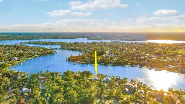 $13,000 | 19655 North Riverside Drive, Jupiter, FL 33469