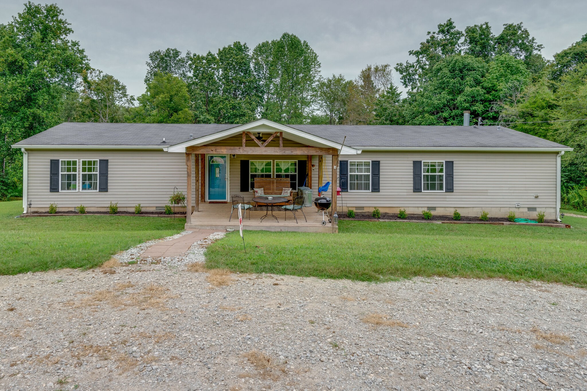 1245 Promise Land Road Charlotte, TN 37036 - Photo 1 of 28 Gallery Image 1