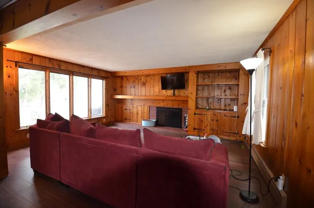 $314,900 | 273 North Fremont Street, Whitewater, WI 53190