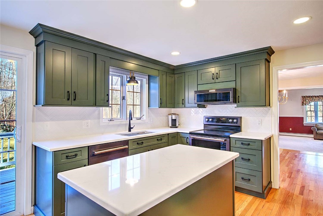 165 Bungy Road Scituate, RI 02857 - Photo 12 of 50 Kitchen