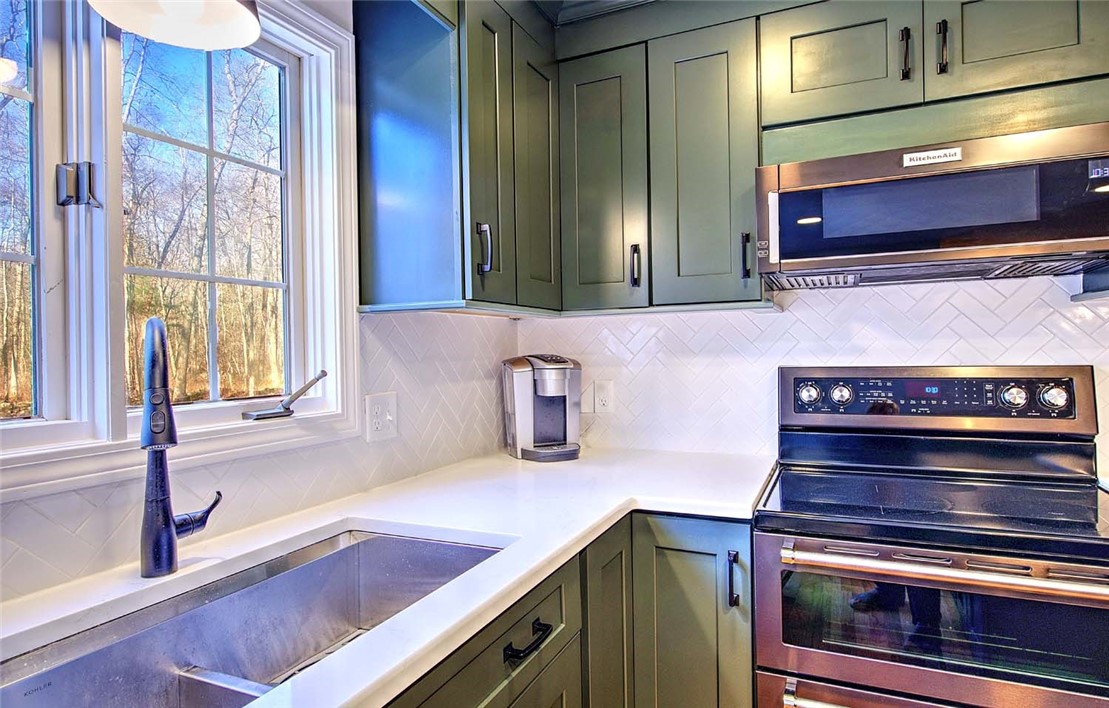 165 Bungy Road Scituate, RI 02857 - Photo 15 of 50 Kitchen