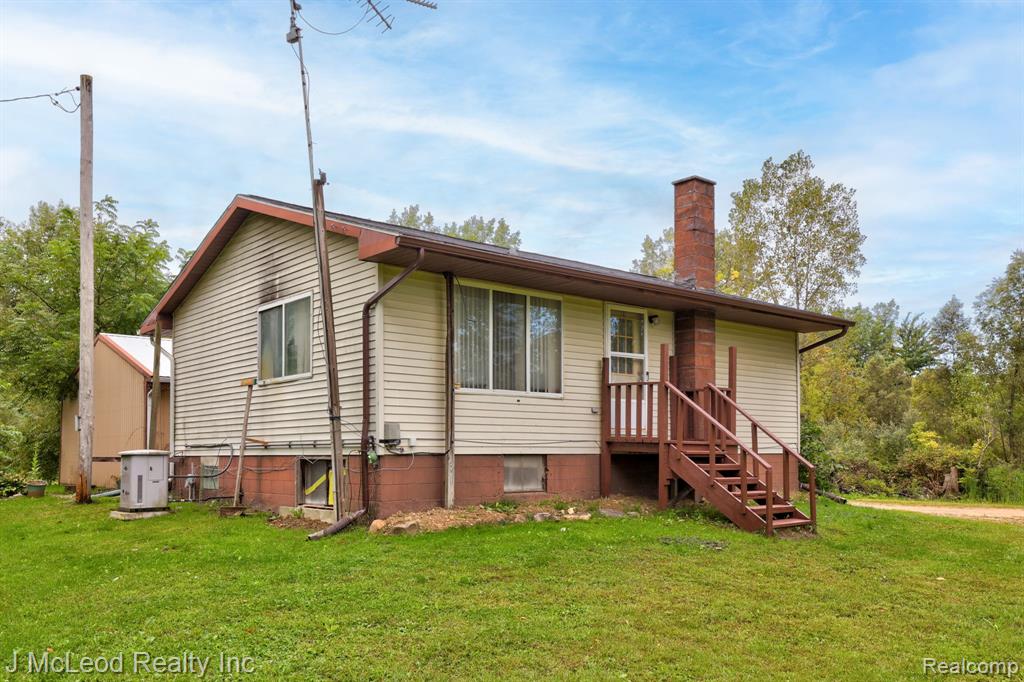 2581 Brown Road Millington, MI 48746 - Photo 3 of 48