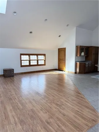 $1,300 | 900 Allegheny Avenue, Avonmore, PA 15618