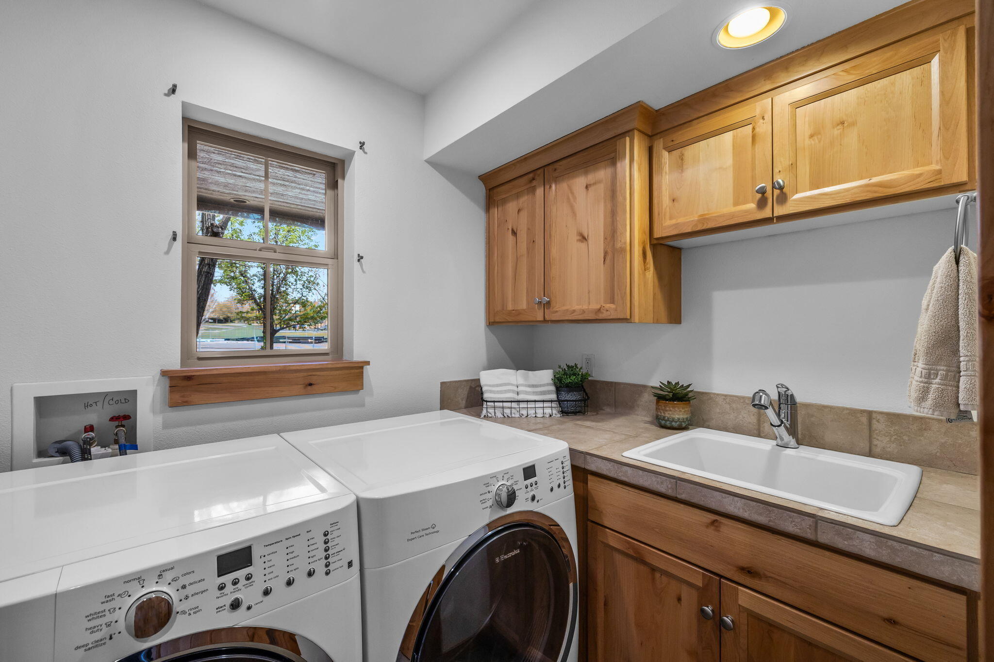 601 Southwest Otter Way Bend, OR 97702 - Photo 40 of 58