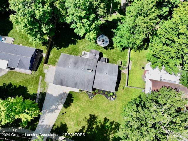 4864 Wilcox Road Holt, MI 48842 - Photo 9 of 46 dji_fly_20240604_155652_0180_17174455569