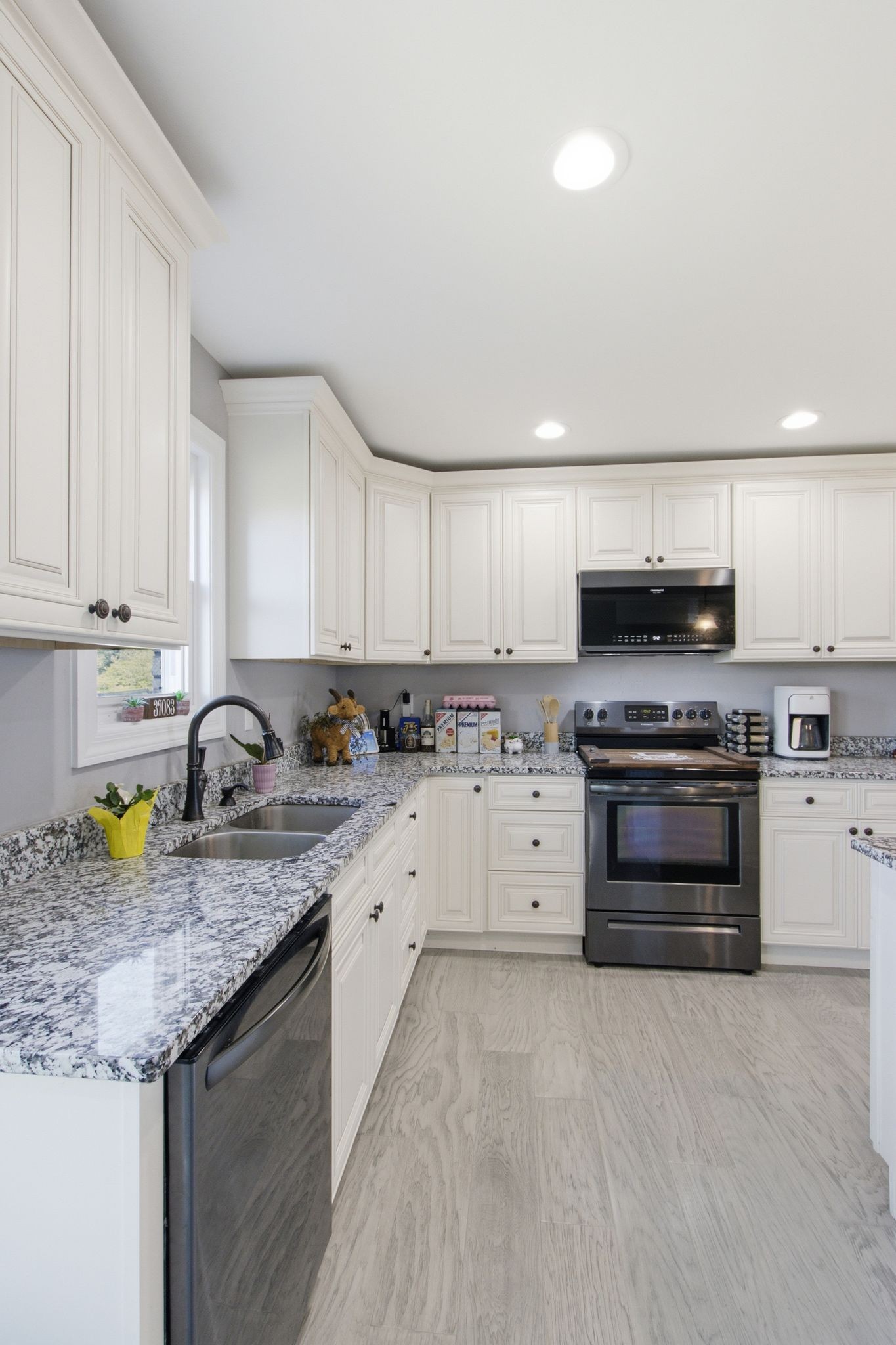 855 Sneed Boulevard Lafayette, TN 37083 - Photo 8 of 30