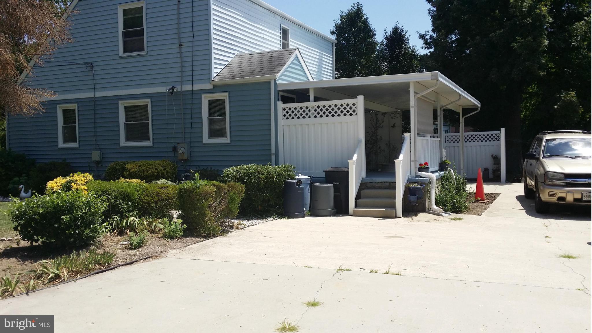 9101 Simpson Lane Clinton, MD 20735 - Photo 5 of 10 Exterior (Rear)