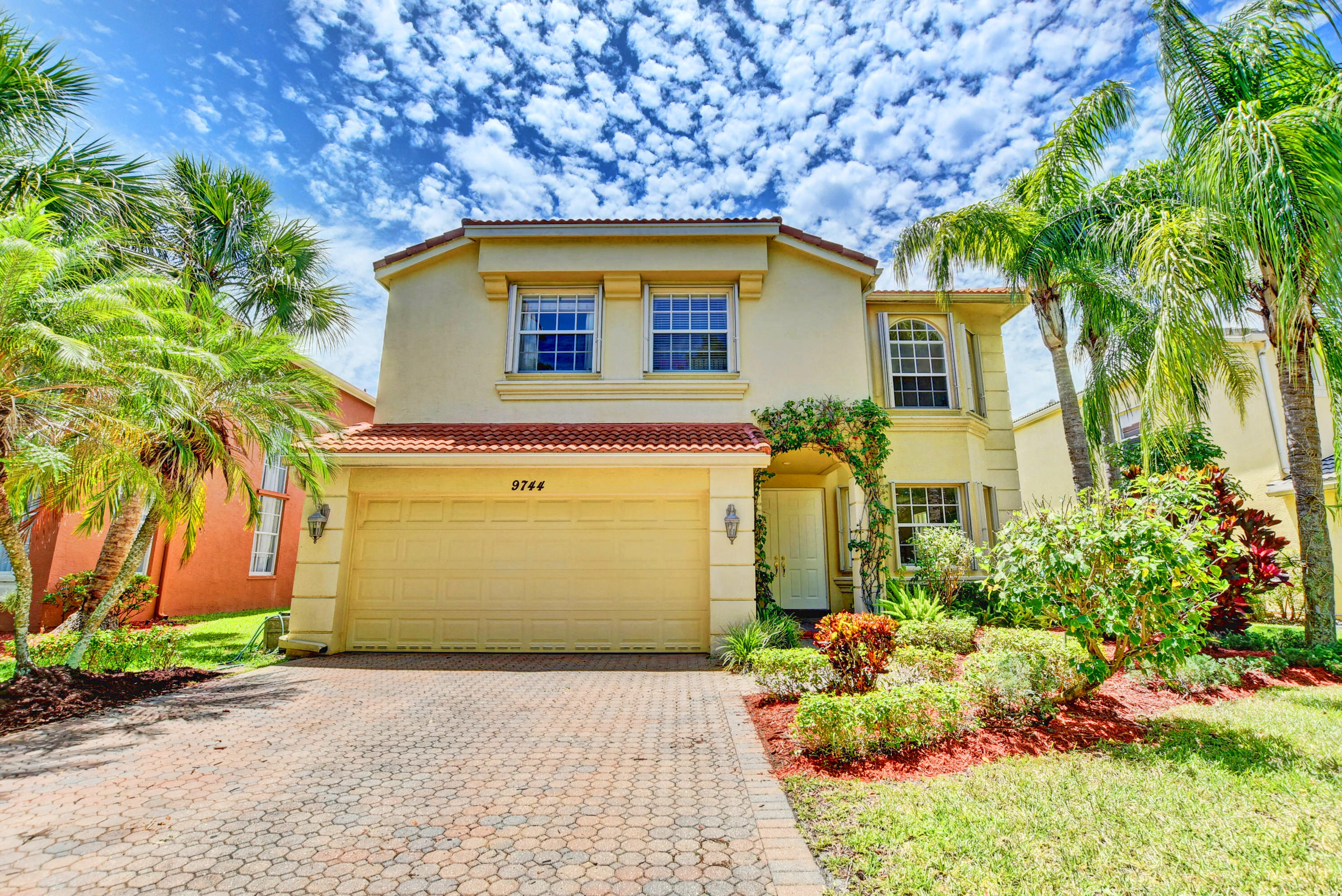 9744 Roche Place Wellington, FL 33414 - Photo 1 of 46 Front exterior
