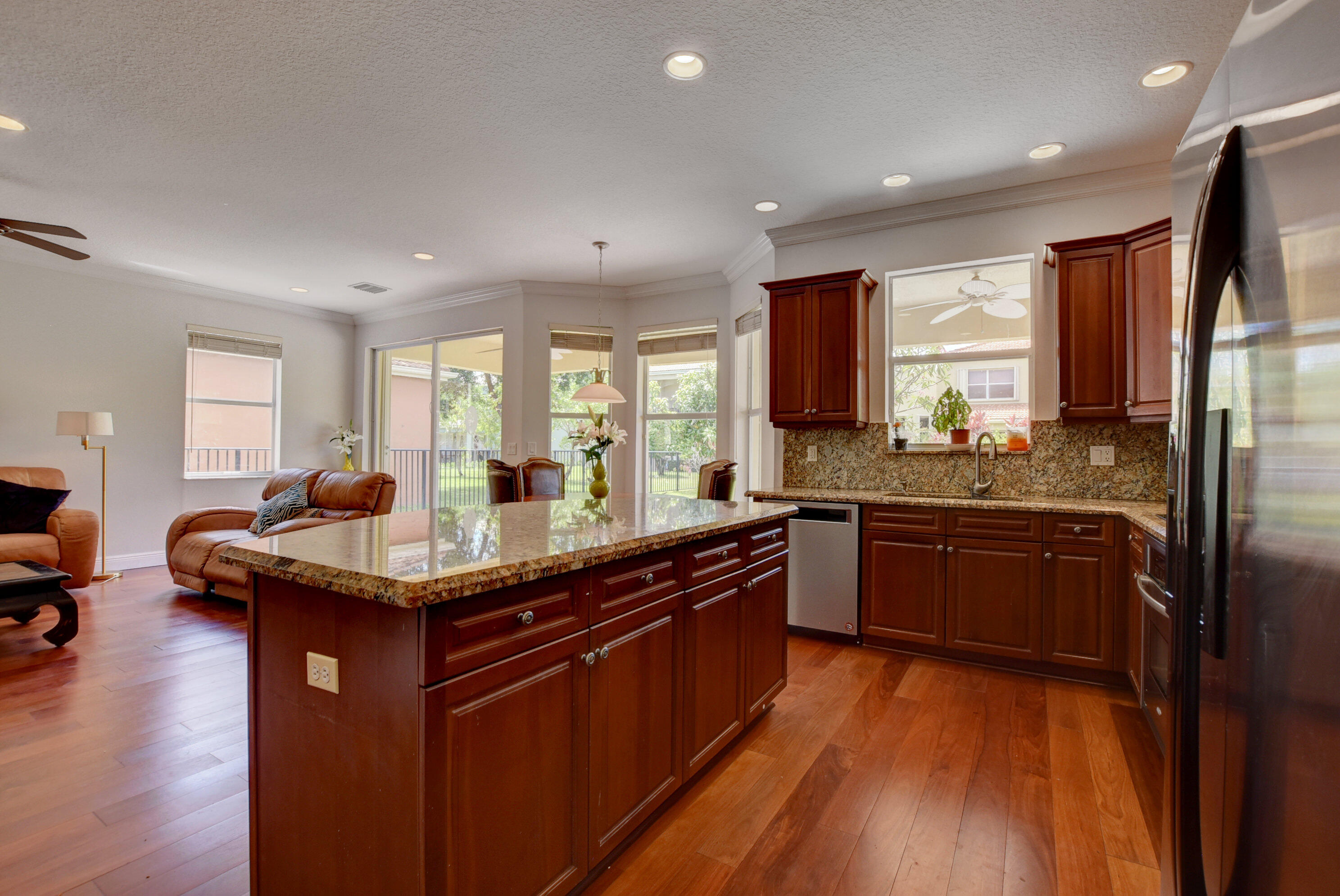 9744 Roche Place Wellington, FL 33414 - Photo 12 of 46 Kitchen