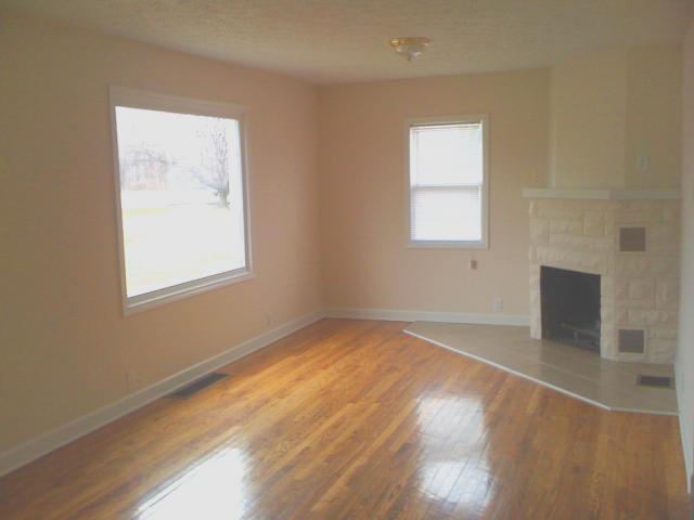 5908 South High School Road Indianapolis, IN 46221 - Photo 5 of 8 Gallery Image 5