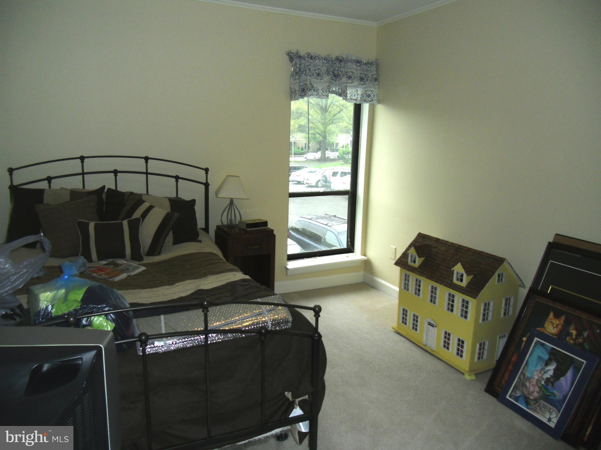 5804 Royal Ridge Drive, Unit G Springfield, VA 22152 - Photo 12 of 24 Bedroom