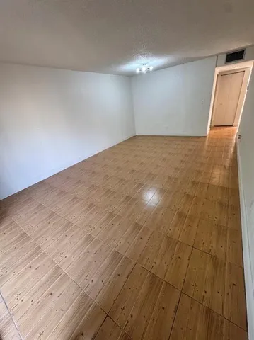 $1,690 | 8901 North New River Canal Road, Unit 18W, Fort Lauderdale, FL 33324