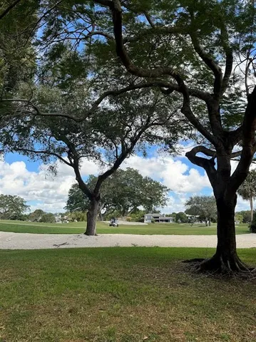 $1,690 | 8901 North New River Canal Road, Unit 18W, Fort Lauderdale, FL 33324