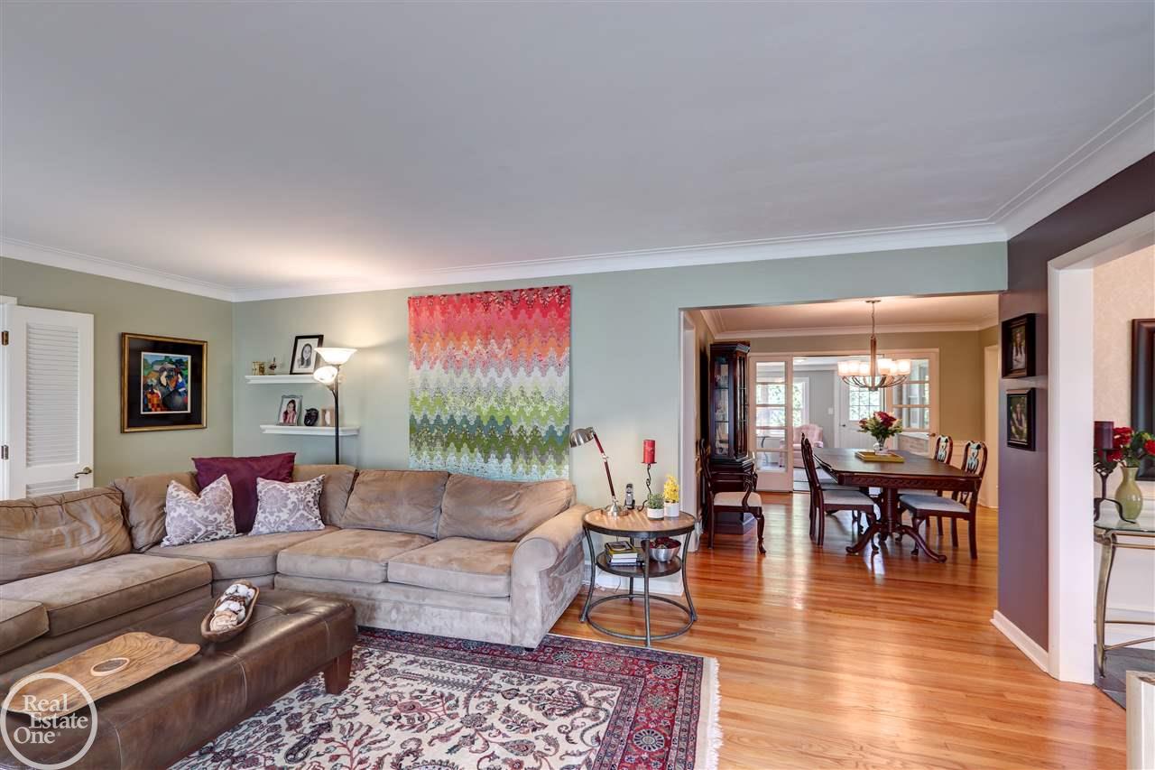 1160 South Renaud Road Grosse Pointe Woods, MI 48236 - Photo 22 of 48