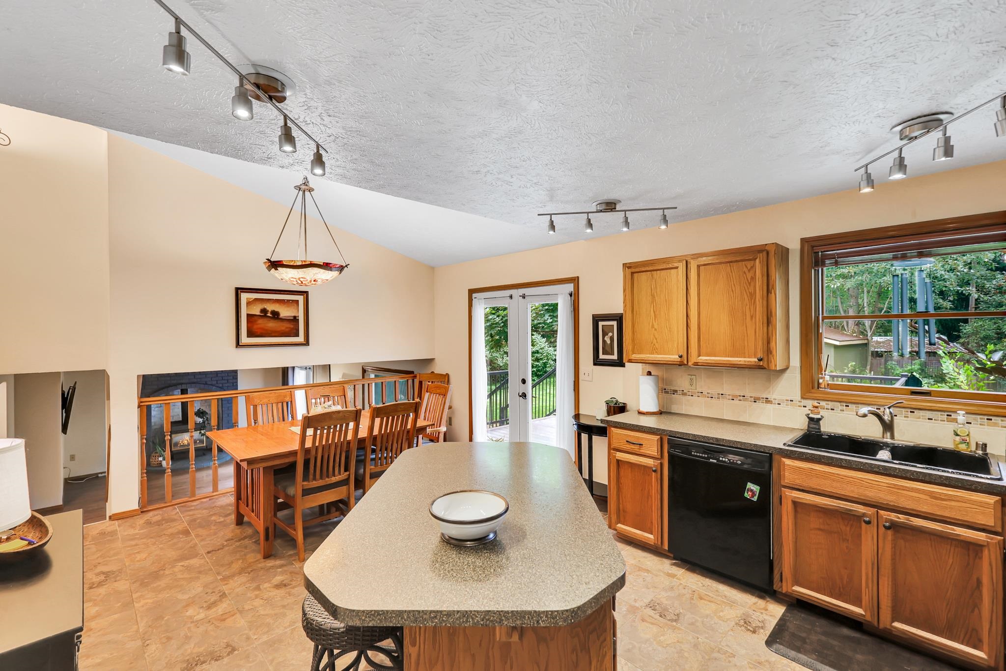 14517 North Chronicle Street Mead, WA 99021 - Photo 11 of 48