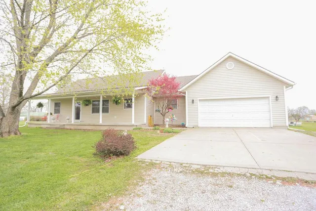 $389,000 | 13509 Harvest Lane, Peculiar, MO 64078