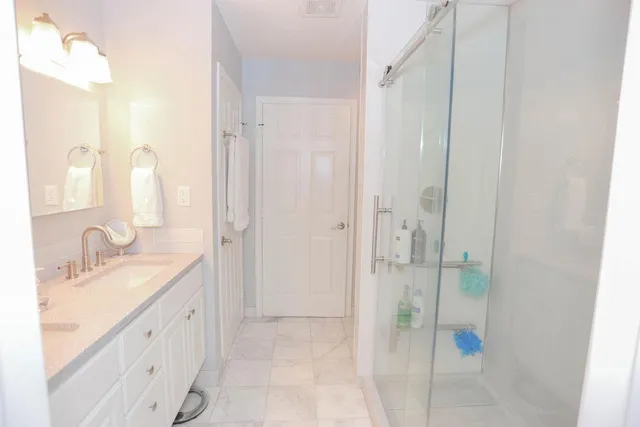 $389,000 | 13509 Harvest Lane, Peculiar, MO 64078