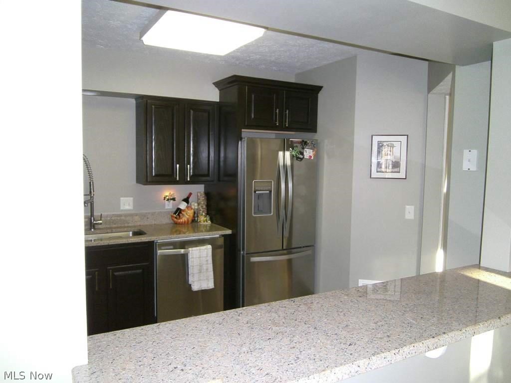 995 Canyon View Road, Unit G Northfield, OH 44067 - Photo 7 of 14 Gallery Image 7